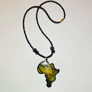 Africa pendant bead necklace